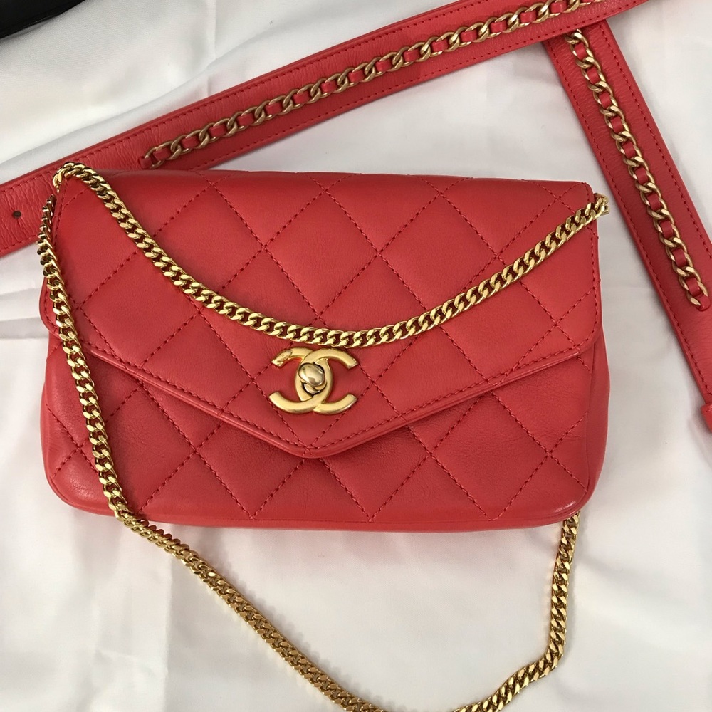 NWT RUNWAY 2019 LIMITED EDITION CHANEL WAIST BAG (Accepting Offers)